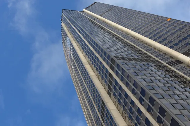 Trump Tower - Glasbong