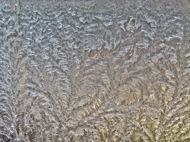 Black Leaf Glasbong Ice Skull - Mary's Hanf